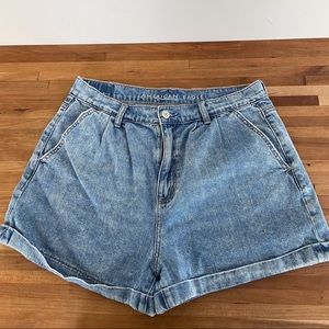 American Eagle High Rise Mom Shorts